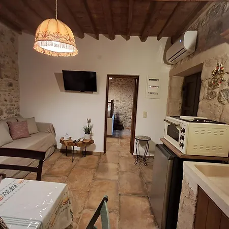 Thelya - Stone House * Apollona