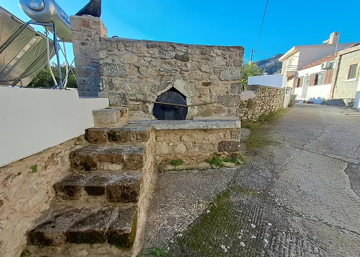 Thelya - Stone House Prázdninový dům Apollona