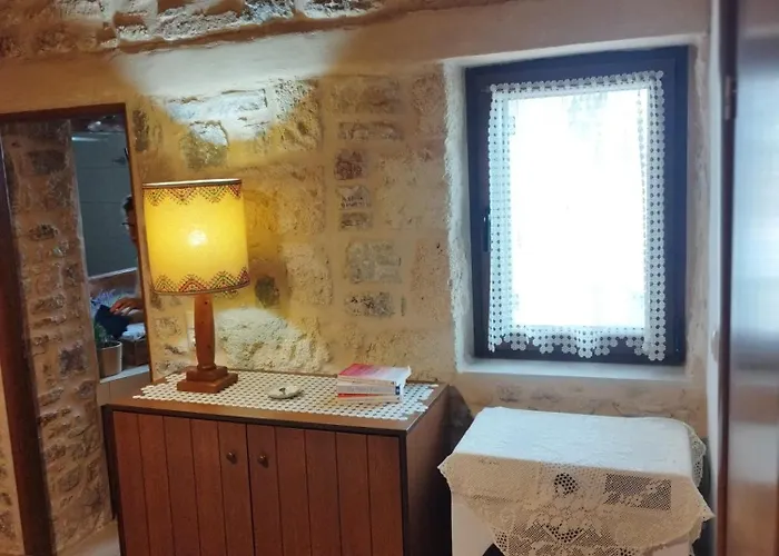 Thelya - Stone House * Apollona