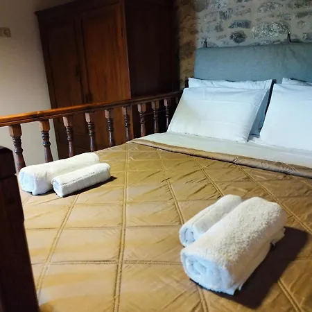 Thelya - Stone House *